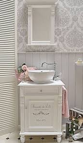 Lillejon Landhaus Waschtisch Mit Romantischem Schriftzug Von Badm Bel Landhaus Land Und Liebe In 2020 Shabby Chic Bathroom Guest Bathroom French Country Bathroom