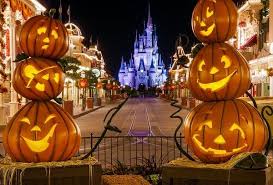 Pin By Stephanie Lapointe On Halloween Disney World Halloween Scary Halloween Party Disney Halloween