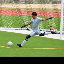 Martinez was arrested in albuquerque september 9, 2016 for hit and run of a cyclist on the pan american freeway frontage. Henry Martinez Hudl