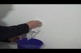 Bist du auch etwas ungeschickt? Video Kaffeeflecken An Der Weissen Wand Entfernen So Geht S