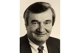 David MacFarland Obituary (1943