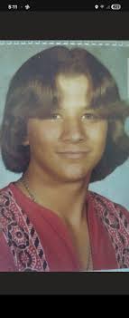 The power of Connecting with others. You won't know how connecting and  networking with people could be of great help to you until you actively  engage in reaching out and building relationships.