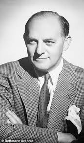 Frank Sinatra admired mafia bosses and served as their courier, new book  reveals