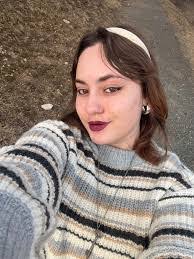 Ashleigh Wenzel's Instagram, Twitter & Facebook