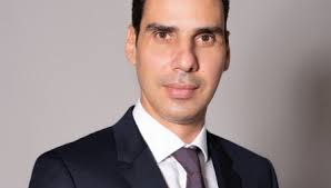 Εντολή και χρέος για σκληρή δουλειά η επιλογή μου από τον πρωθυπουργό. Yfypoyrgos Ygeias Zwh Rapth Hgesia Ypoyrgeio Ygeias