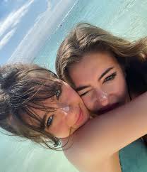 The rumor of weissman and hynes dating flooded after they were spotted together during the. Malina Malinaweissman Instagram Photos And Videos