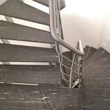 Leichtbaustufen Und Treppe Uber Treppe System In Kombinierter Anwendung Treppenhaus Mit Runder Offener Holztreppe U Steintreppen Treppenrenovierung Holztreppe
