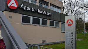 Die arbeitsagentur gliedert sich in die bundesagentur für arbeit, regionaldirektionen und örtliche arbeitsagenturen (adressen siehe unten auf dieser seite). Arbeitsagentur Wiesbaden Kontakt Per Telefon Wiesbaden Lebt