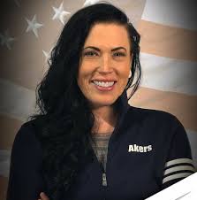 Tracy Akers's Instagram, Twitter & Facebook