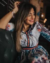 فيصل عصب عليه وطلع يتحرطم بسام:كالعاده ماقام فيصل بعصبيه:ياربي أنا ماأدري من وين يجيب النوم حشى ولا دجاجه،،،بس أناأوريك فيه ماحد يصحيه للعشا اتركوا النوم ينفعه. Ù„Ù„Ø¹Ø§Ù… Ø§Ù„Ø«Ø§Ù†ÙŠ Ù…Ù†Ù‡ ÙØ¶Ø§Ù„ÙŠ Ù„Ù† ØªØ­ØªÙÙ„ Ø¨ÙŠÙˆÙ… Ø§Ù„Ø­Ø¨ ÙˆØ­ÙŠØ¯Ø© ÙƒØ§Ù„Ø¹Ø§Ø¯Ø© Ù…Ø¬Ù„Ø© Ø³ÙŠØ¯ØªÙŠ