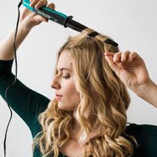 How to curl short hair with a flat iron for a beautiful, textured style. Best Curling Irons For Short Hair Reviews Guide 2020