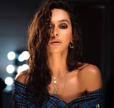 Shibani Dandekar Age Family Wiki Biography More Muchfeed It's simply because her previous life (中の人) is called 110.