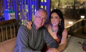 Salinas Pliego y su esposa María Laura celebran 23 años de casados; esta es  su historia de amor - La Prensa de Coahuila | Noticias de Coahuila al  instante