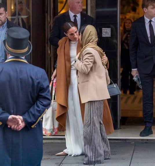 Meghan, Duchess of Sussex was spotted dining at Claridge's (a luxury hotel  in London's Mayfair neighborhood, on Oct. 7) with friend Malala Yousafzai.  This is the Duchess's first London outing since mo