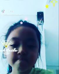 My sister try tik tok first time
