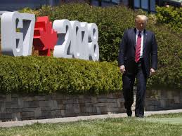It is not the first time the world leaders have met on the beach. Donald Trump Fails To Name Theresa May Among Closest Allies As He Quits G7 Early And Accuses Countries Of Robbing Us The Independent The Independent
