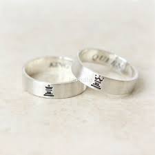 Horizontal King And Queen Ring In Sterling By Laonato On Etsy Queen Rings Engraved Rings Couple Rings