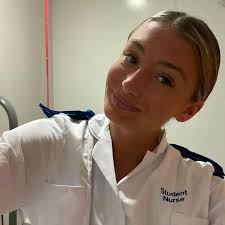 Jamie Oliver's daughter 'could be viewed unprofessional' over graphic  TikToks about nurse job