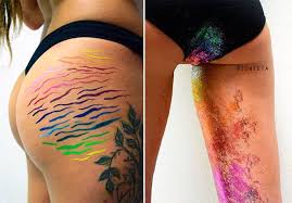 A Artista Catala Cinta Tort Cartro De 21 Anos Ja E Conhecida Na Espanha Ha Tempos Apesar Da Pouca Idade Com Obras Feministas E Estrias Menstruacao Manchas