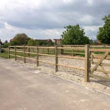 clotures de pre en bois