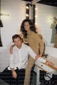 La de grenet è entrata poi nei particolari più intimi: Edoardo Vittorio Agnelli Con Samantha De Grenet Archivio Storico Istituto Luce