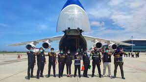 Mengingat sunnahnya mengakhirkan sahur dan menyegerakan berbuka. Tim Bea Cukai Yogyakarta Sambut Kedatangan Pesawat Antonov 124 Di Bandara Yia Times Indonesia