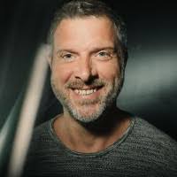 70+ perfiles de «Sibila»