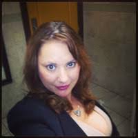 Christina Grinnell's Instagram, Twitter & Facebook