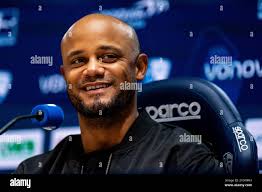 Rene vincent hi-res stock photography and images