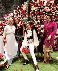 Jul 23, 2011 · neelofa dan fina af9 seksi (7 gambar) 23 july 2011 gossip panas 144 comments 28,722 views sebenarnya gambar ini dituduh saksi menampakkan sedikit seluar dalam neelofa, tapi kami check punye check masih tak clear. Duduk Elok Sikit Anak Dara Oii Lepas Beg Pasar Malam Apa Lagi Neelofa Buat Gosip Tempatan Gosip Forum Cari Infonet