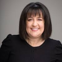 Amanda Shields's Instagram, Twitter & Facebook