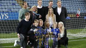 2001, im alter von 38 jahren, wechselte peter schmeichel wieder zu einem britischen verein. England Verruckte Wette Um Funfjahrigen Max Schmeichel Sportbuzzer De