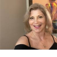 Cora Gross's Instagram, Twitter & Facebook