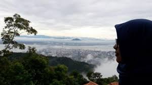 Sila hubungi kami untuk harga terbaik. Naik Kereta Api Miring Ini Keseruan Di Penang Hill