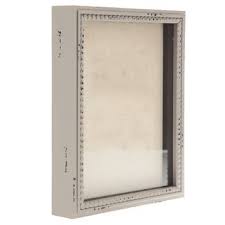 Our cases come in many materials and styles, like wood shadow boxes, military shadow boxes, as well as black and white shadow boxes. Distressed Gray Wood Wall Shadow Box Wood Shadow Box Shadow Box Display Case Shadow Box