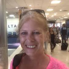 How to find weekly sales at Piggly Wiggly?