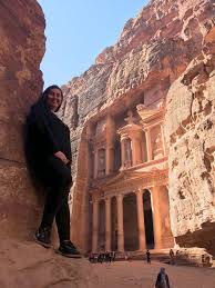 Visit Petra Jordan Holidays Petra Guide Inside Petra City Of Petra Petra Travel Petra Jordan Travel Petra Travel Petra Jordan Travel Jordan Tourism