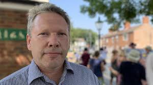 Lincoln MP boasts he's never downloaded the COVID app