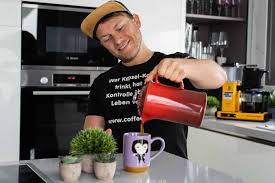 Using a tablespoon since we are trying to determine how many teaspoons you need to make 12 cup coffee, then: How To Use A French Press Coffee Ratios Step By Step Guide