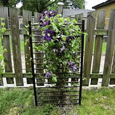These info below is related to 10 diy trellis ideas for any garden video:detail: 10 Diy Garden Trellises That Cost Less Than 20