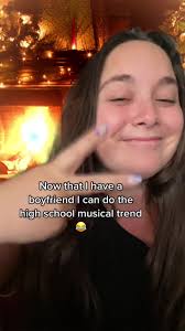 I think I’m so funny 😂 #greenscreen #highschoolmusical #gottagomyownway  #boyfriend #trend #funny #disney #fyp