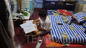 Melihat dari perkembangan anak yang memerlukan perhatian khusus oleh orang tua, pendidikan anak usia dini perlu tersosialisasikan kepada masyarakat, agar visi paud dapat tercapai sebelum anak tersebut masuk kesekolah dasar. Belajar Di Rumah Coba Cek 5 Saluran Inspiratif Ini Gaya Tempo Co