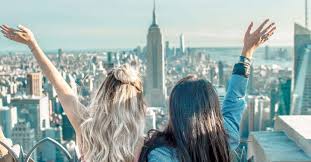 Selections Des Meilleurs Comptes Instagram A Suivre Pendant Le Confinement Le Blog Dealeuse De Voyages