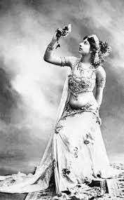 Born in the netherlands in 1876 she became an. Femme Fatale Fallen Woman Spy Looking For The Real Mata Hari The New York Times