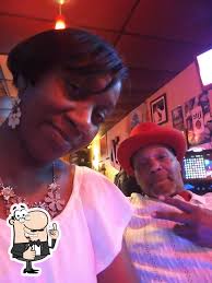 Rube's Bar & Grill in Flint