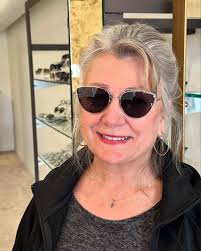 Robert Max Opticians