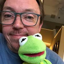 Beth Munro (@ScannerAtHeart)