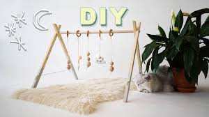 Die dauer der herstellung ist dabei sehr schwer einzuschätzen, da natürlich ein einziges pferd im gegensatz zu einer ganzen herde viel mehr zeit in anspruch nimmt. Diy Baby Gym Fur Prinzessin Chibo Easy Alex Youtube