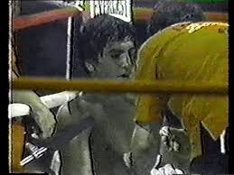 The store, a fixture off cerillos road, serves santa fe and the surrounding area, though its. Bobby Czyz Vs Chris Linson Sr Pro Boxing Youtube