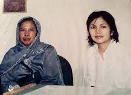 Video ini pernah dipakai sejak 8 maret 2009 sampai 2010 (3 versi) dan versi yang satunya pernah dipakai sejak april sampai mei 2009. Noor Parida Sosok Legendaris Iklan Rcti Oke Meninggal Dunia Bagian 1